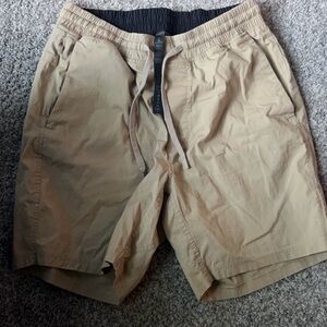 Lululemon Bowline (?) Shorts Khaki Size S